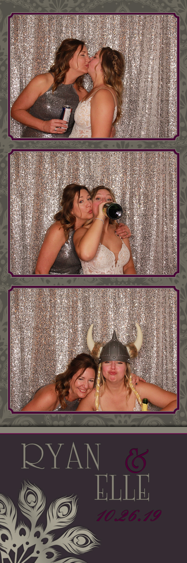 Elle's Wedding | View more photos from the event at gallery.photoboothbillings.com/u/PhotoBoothBillings/Elles-Wedding